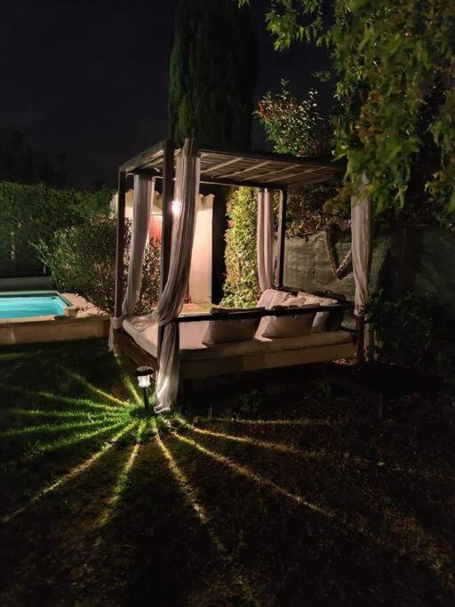 Le Cabanon Tendance Du Luberon Mérindol Екстериор снимка